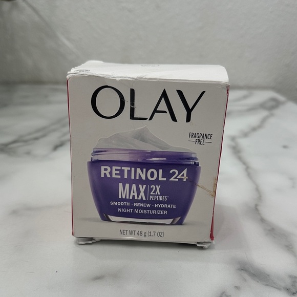 OLAY Retinol 24 MAX Night Cream - Purple and White - Picture 1 of 7